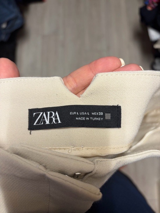 Zara Cream High-Waist Tailored Trousers - Picture 2 of 4